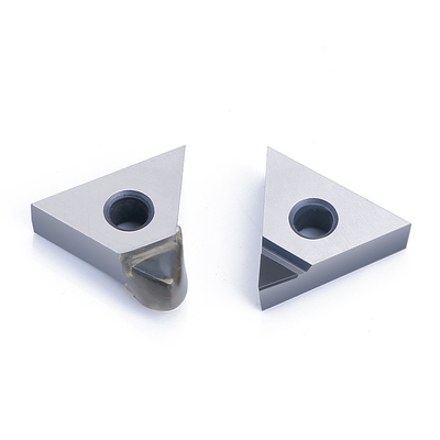 গুণ  High Efficiency PCD Turning Inserts Cutting  Tool For CNC Lathe Machining কারখানা